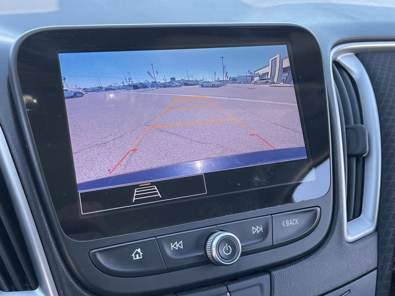 Used 2023 Chevrolet Malibu LT image 29