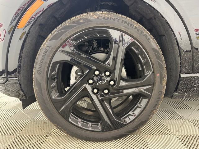 New 2025 Chevrolet Equinox EV RS image 31