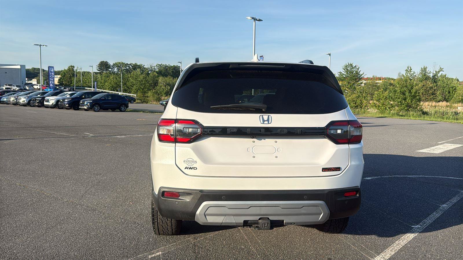 Used 2023 Honda Pilot TrailSport image 9