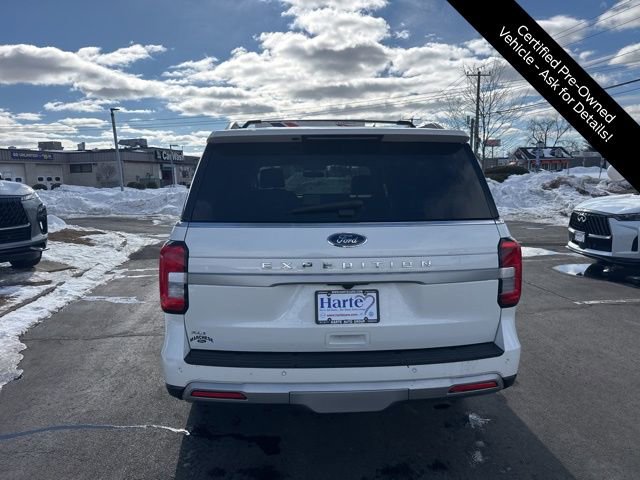 Used 2024 Ford Expedition XLT image 5