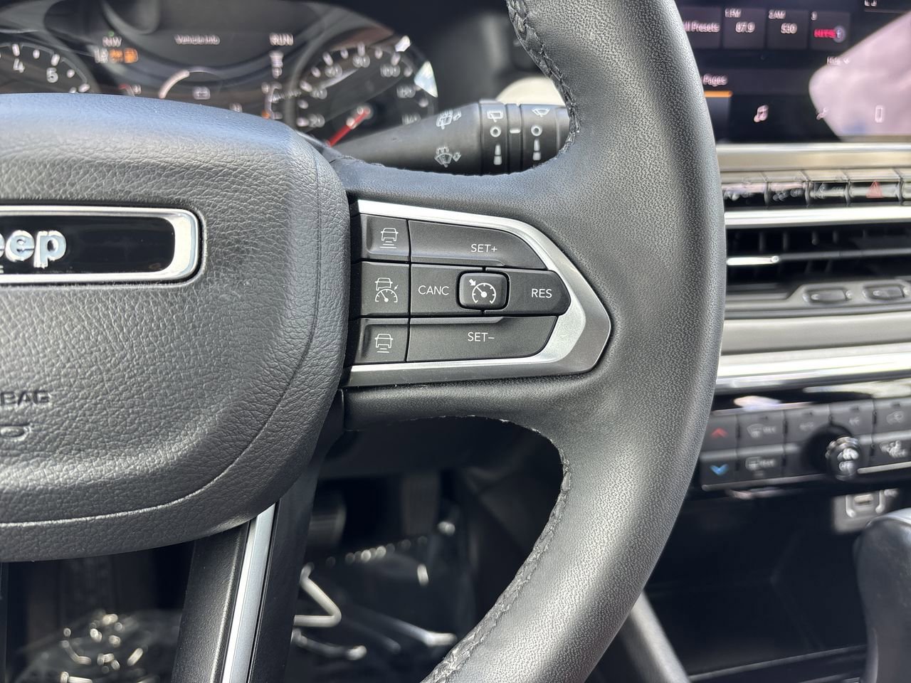 Used 2023 Jeep Compass Limited image 26