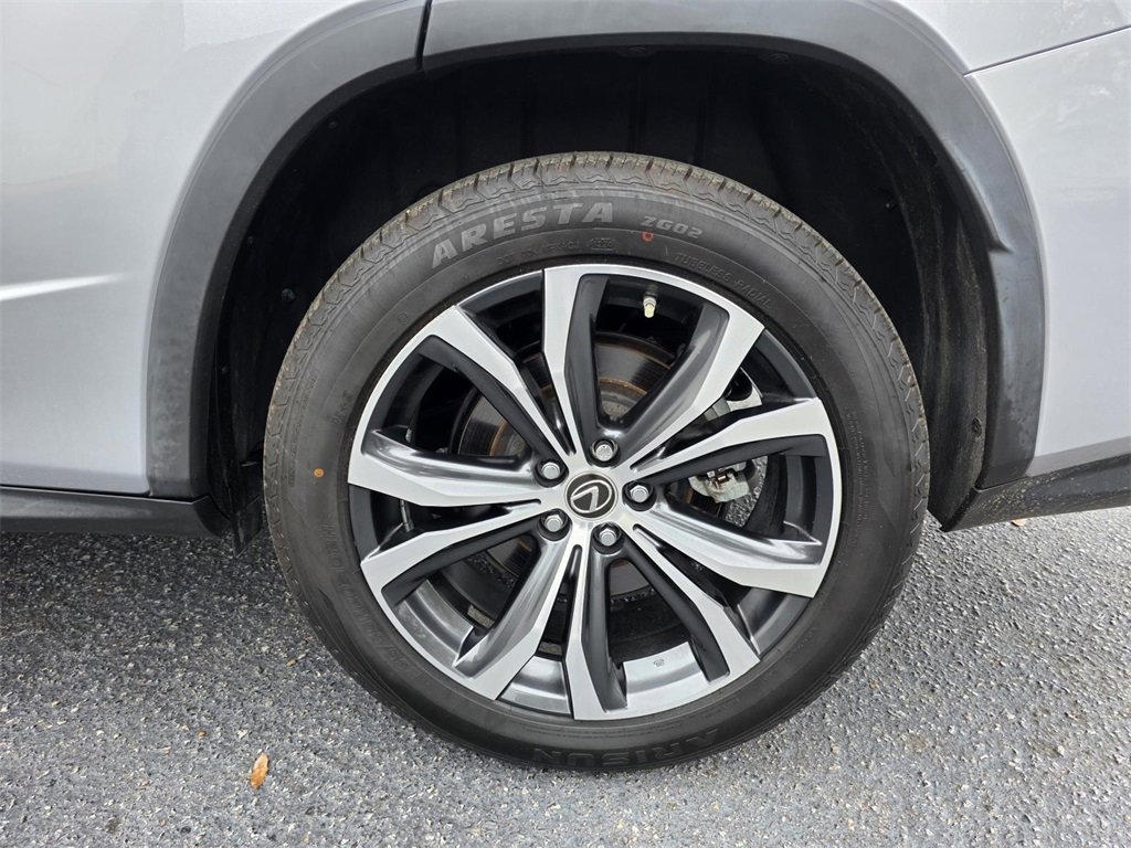 Used 2022 Lexus RX 350L FWD w/ Premium Package image 11