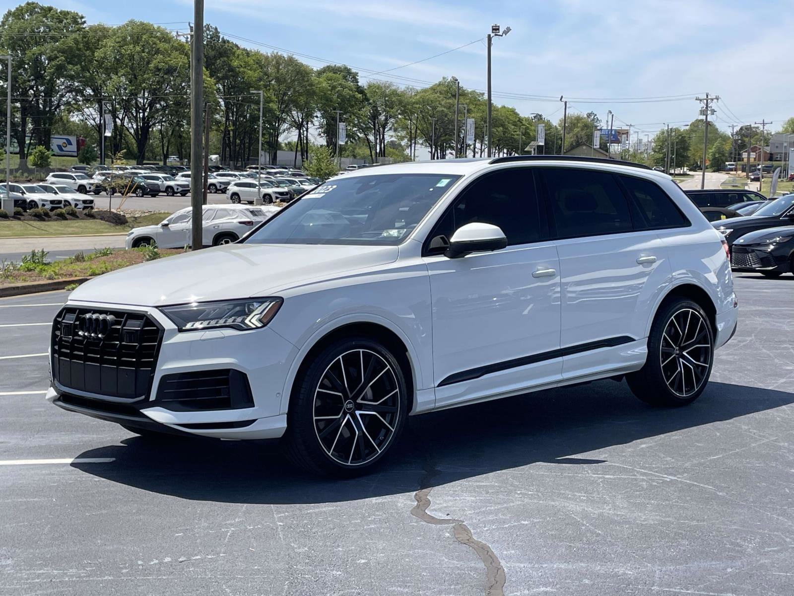 Certified 2023 Audi Q7 2.0T Premium Plus w/ Prestige Package AWD/4WD image 3
