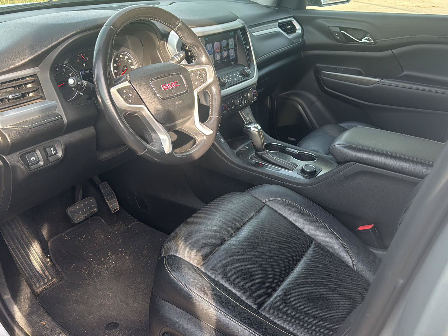 Used 2019 GMC Acadia SLT AWD/4WD image 11