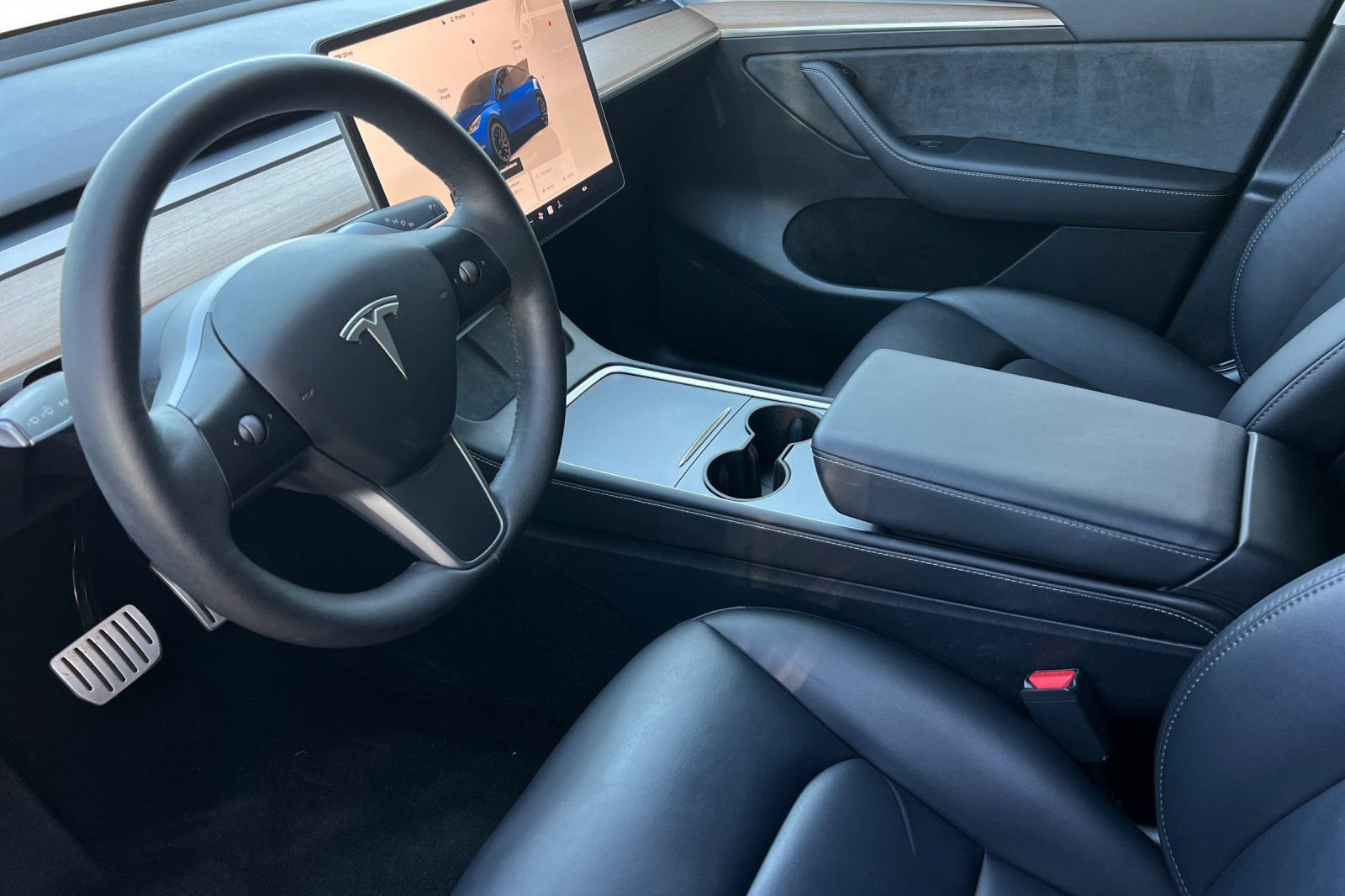 Used 2023 Tesla Model Y Performance AWD/4WD image 10
