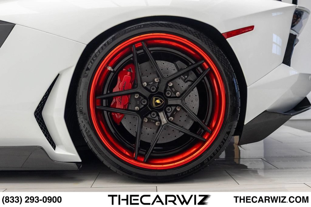 Used 2017 Lamborghini Aventador LP 700-4 AWD/4WD image 19