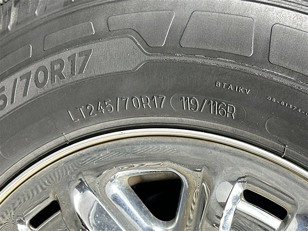 Used 2016 Nissan NV 3500 SL image 33