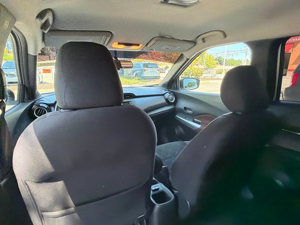 Used 2019 Nissan Kicks SR FWD image 23