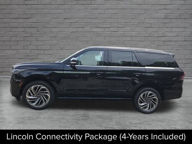 New 2027 Lincoln Navigator Reserve AWD/4WD image 4