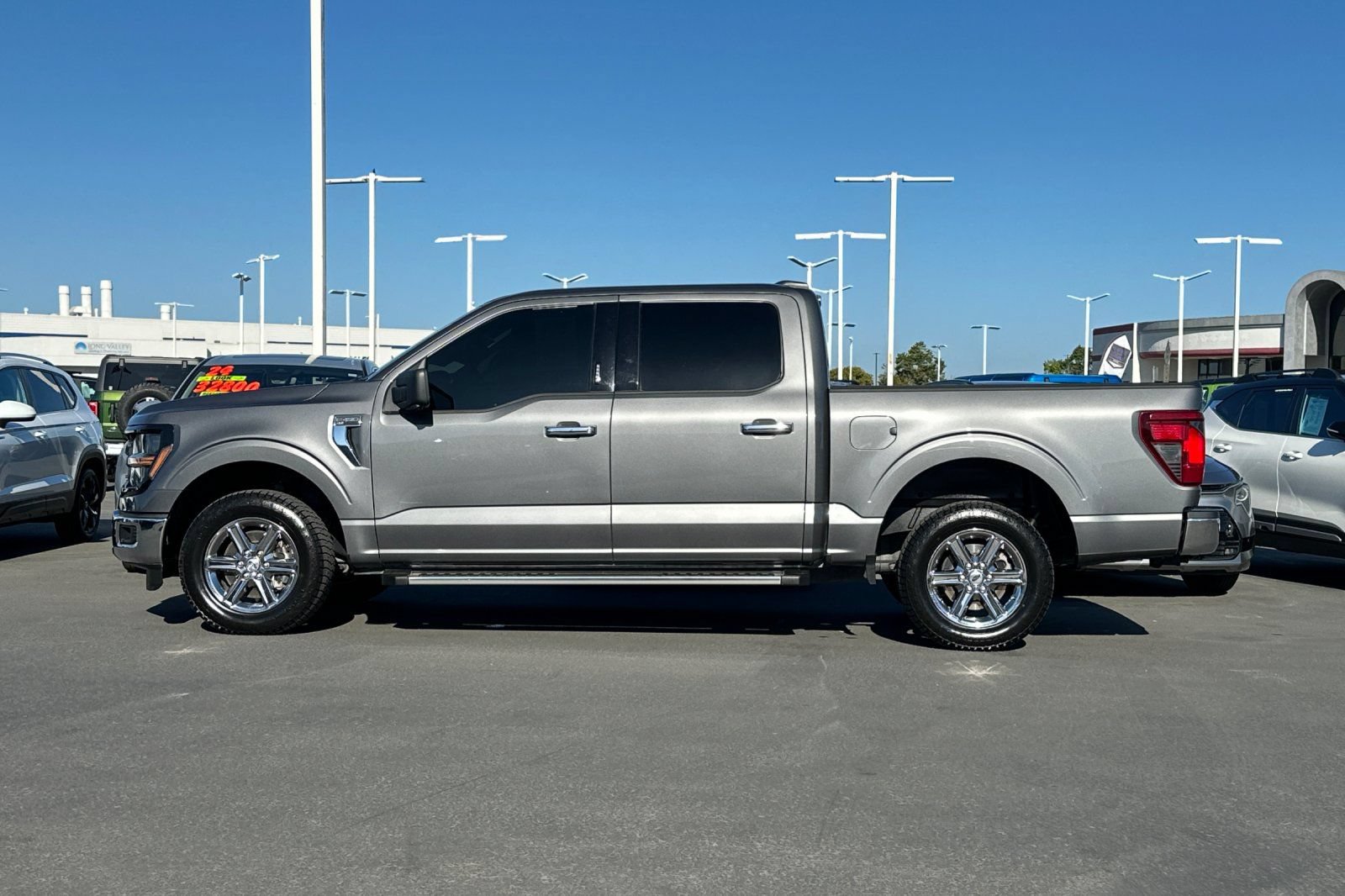 Used 2024 Ford F150 XLT RWD image 7