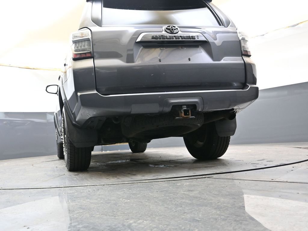 Used 2021 Toyota 4Runner SR5 Premium w/ Moonroof Package AWD/4WD image 34