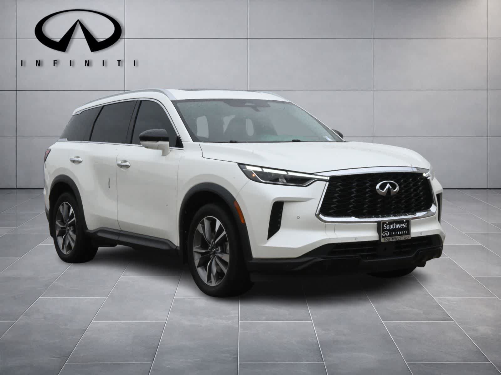 Certified 2023 INFINITI QX60 Luxe w/ Performance Audio Package AWD/4WD image 3
