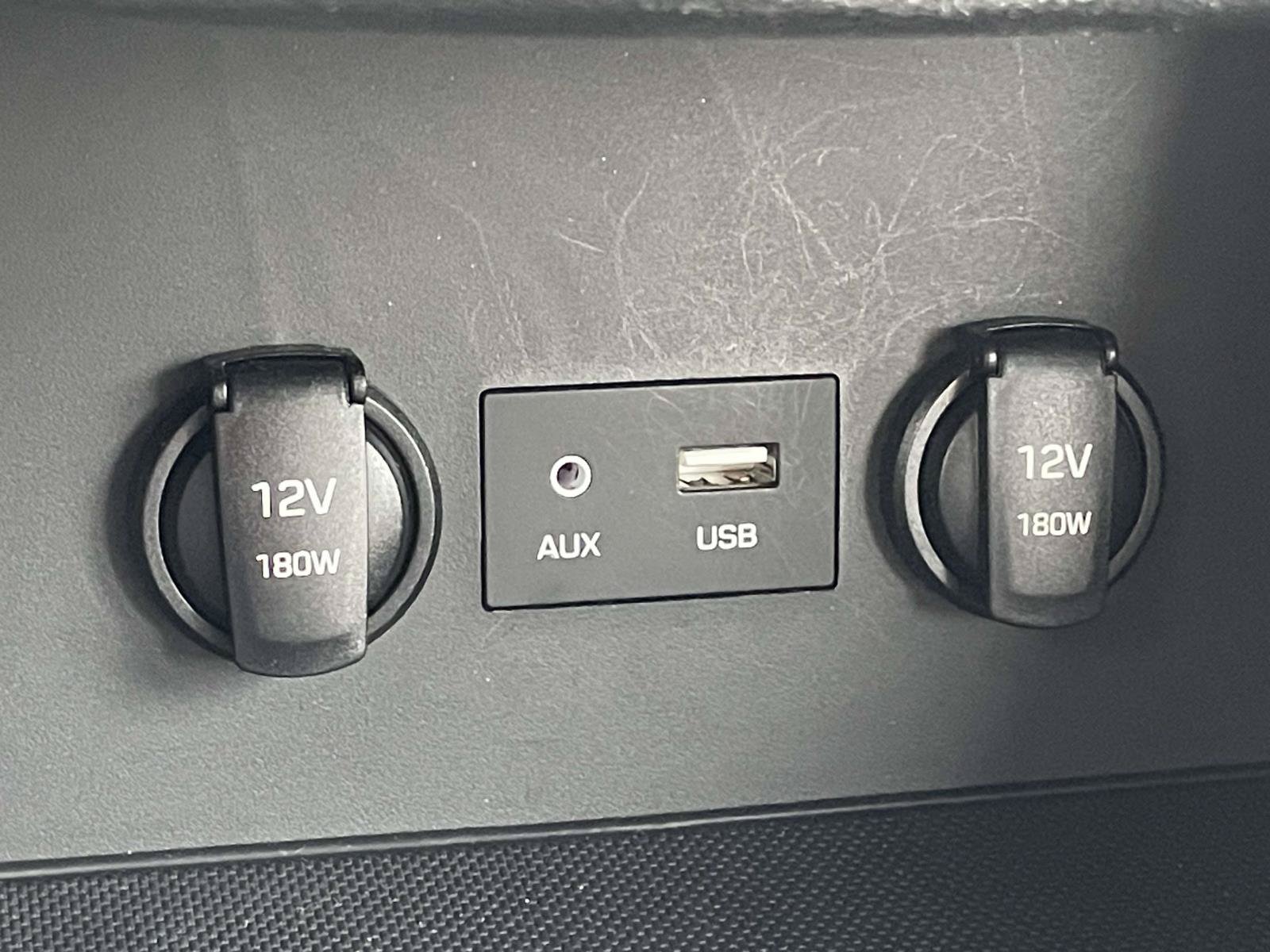 Used 2020 Hyundai Elantra GT FWD image 21
