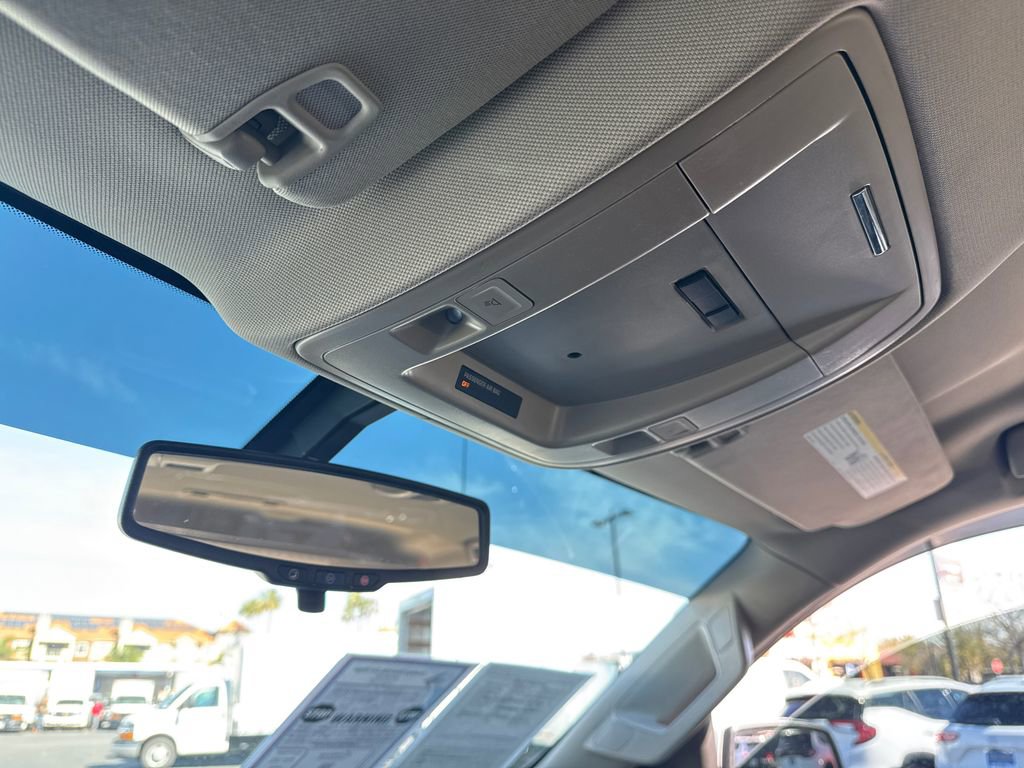 Used 2017 Chevrolet Silverado 1500 LT w/ Texas Edition image 28