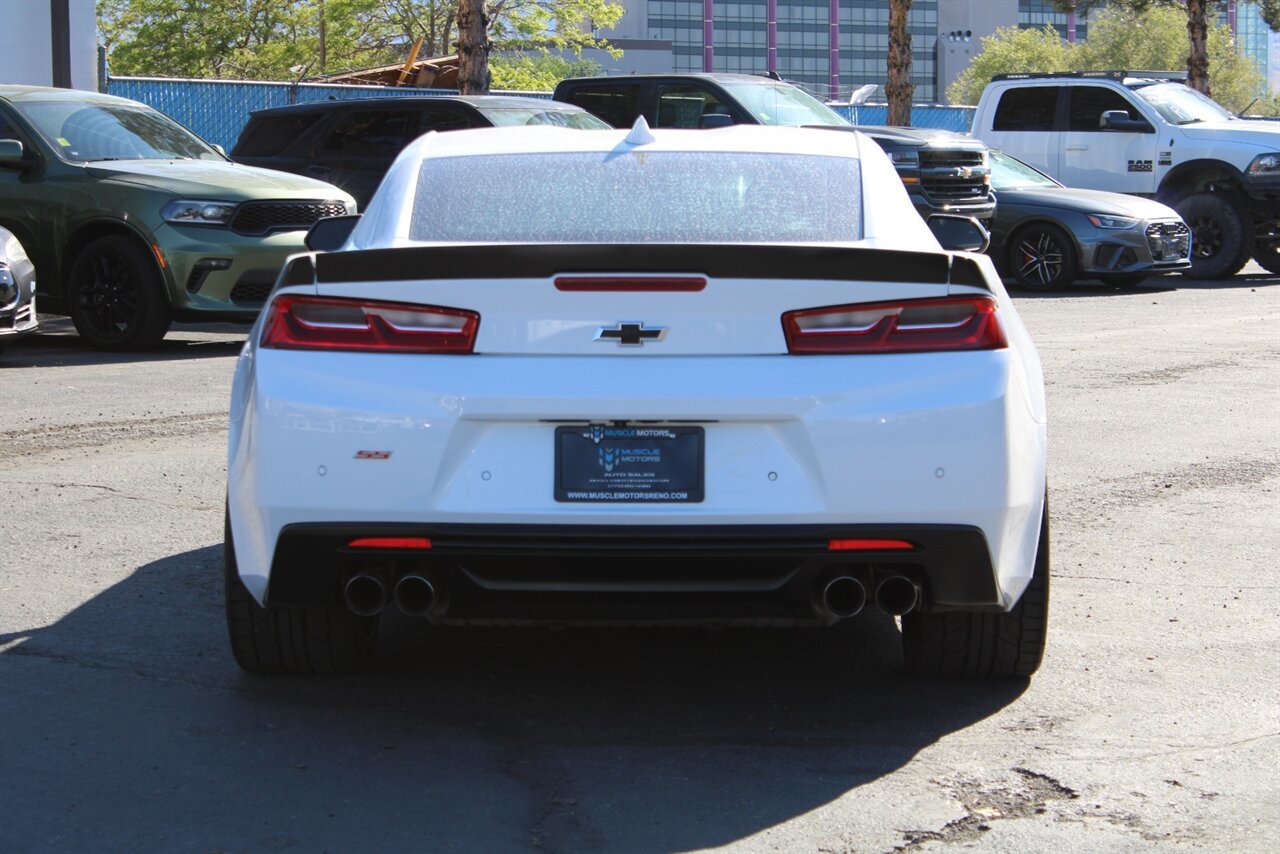 Used 2018 Chevrolet Camaro SS RWD image 11