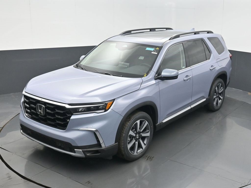 New 2025 Honda Pilot Touring image 9
