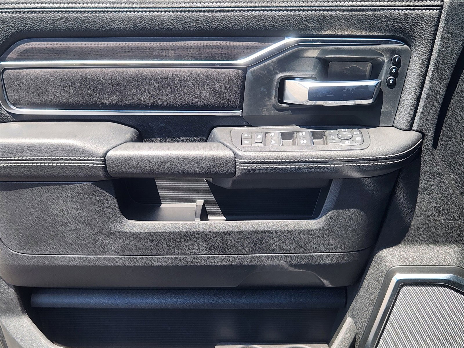 New 2026 RAM 2500 Laramie image 17