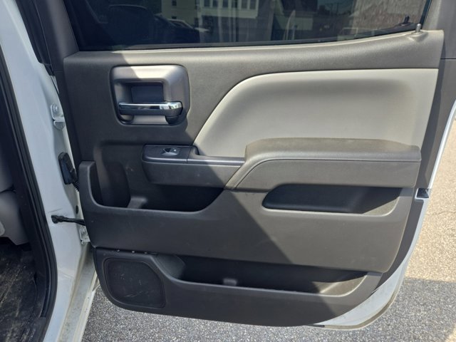 Used 2018 Chevrolet Silverado 1500 Custom w/ Custom Value Package AWD/4WD image 24