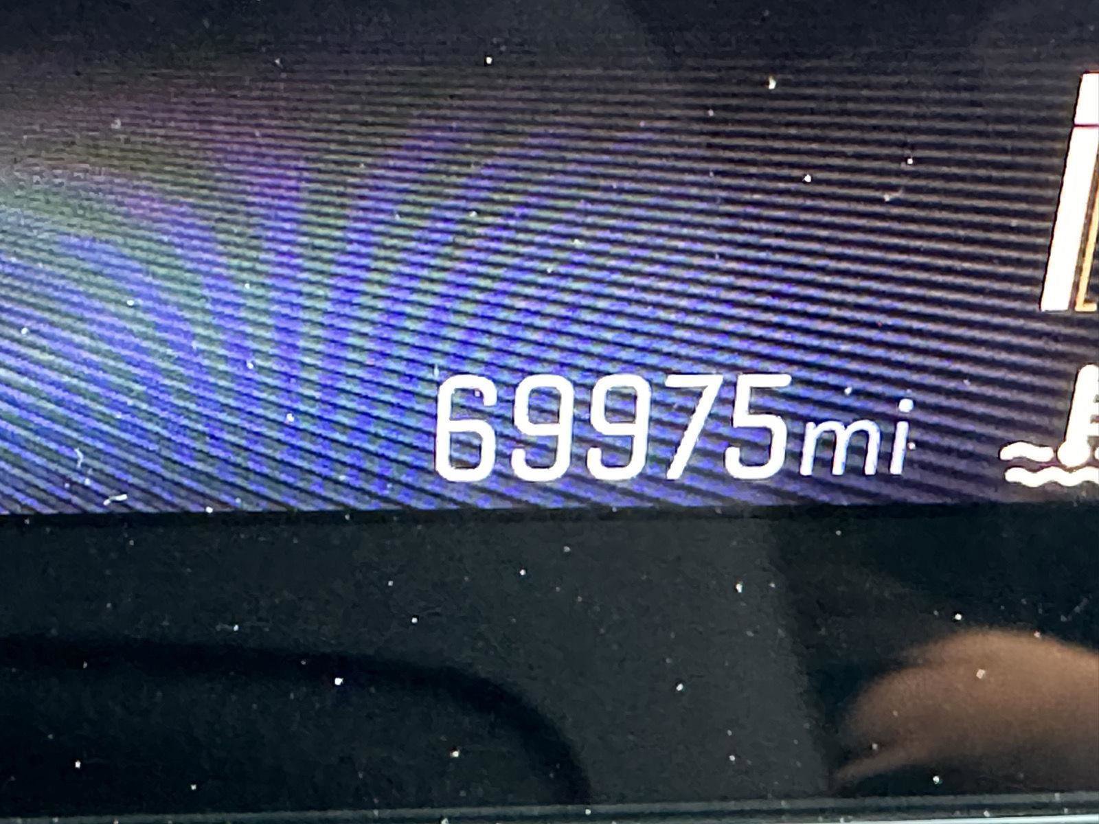 Used 2024 Chevrolet Trax LT w/ Driver Confidence Package FWD image 44