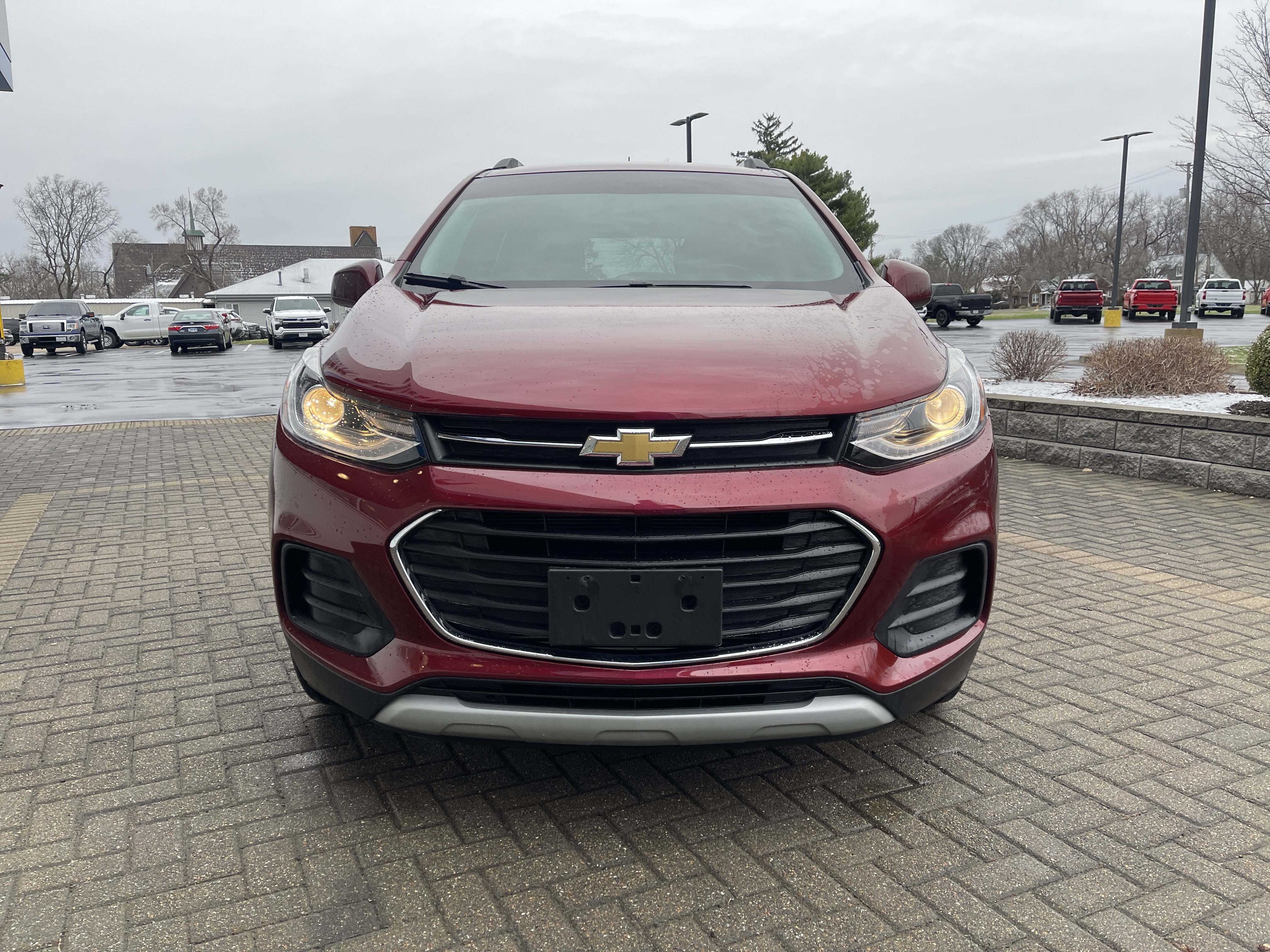 Used 2022 Chevrolet Trax LT w/ LT Convenience Package image 9
