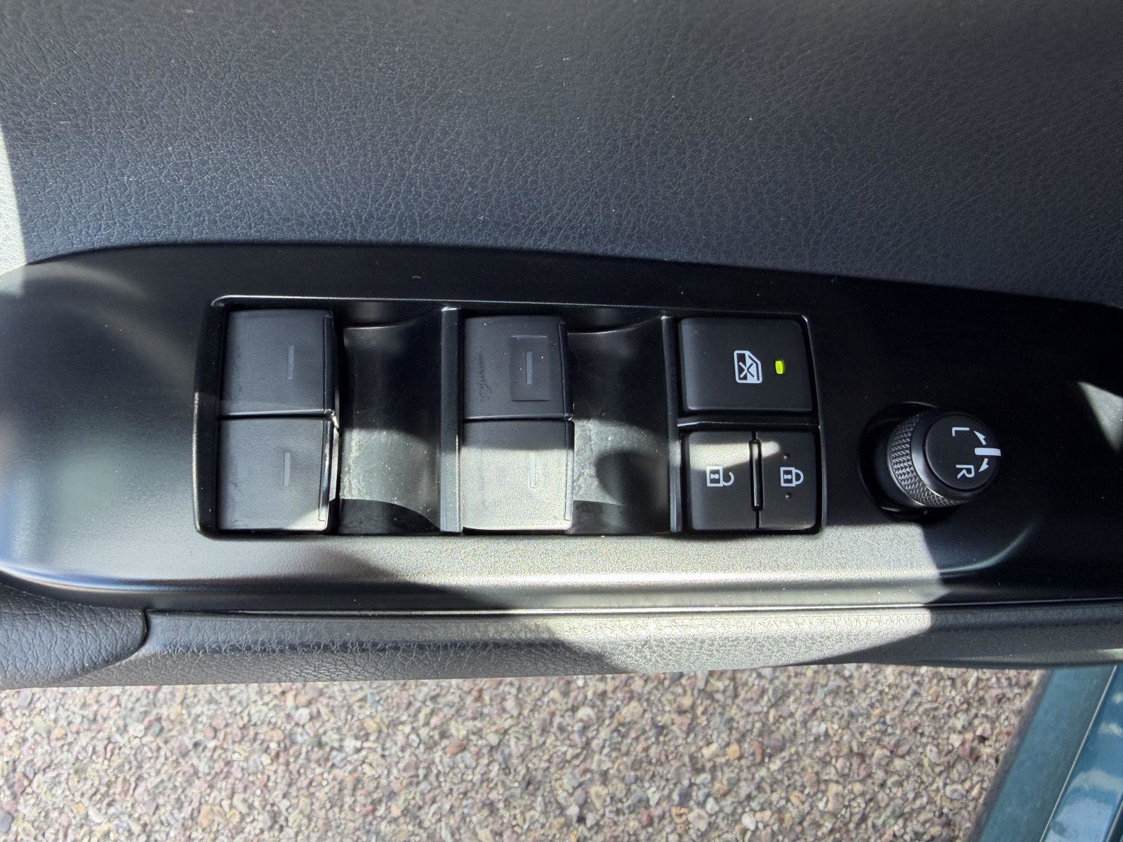 Certified 2025 Toyota Camry LE w/ Convenience Package image 17