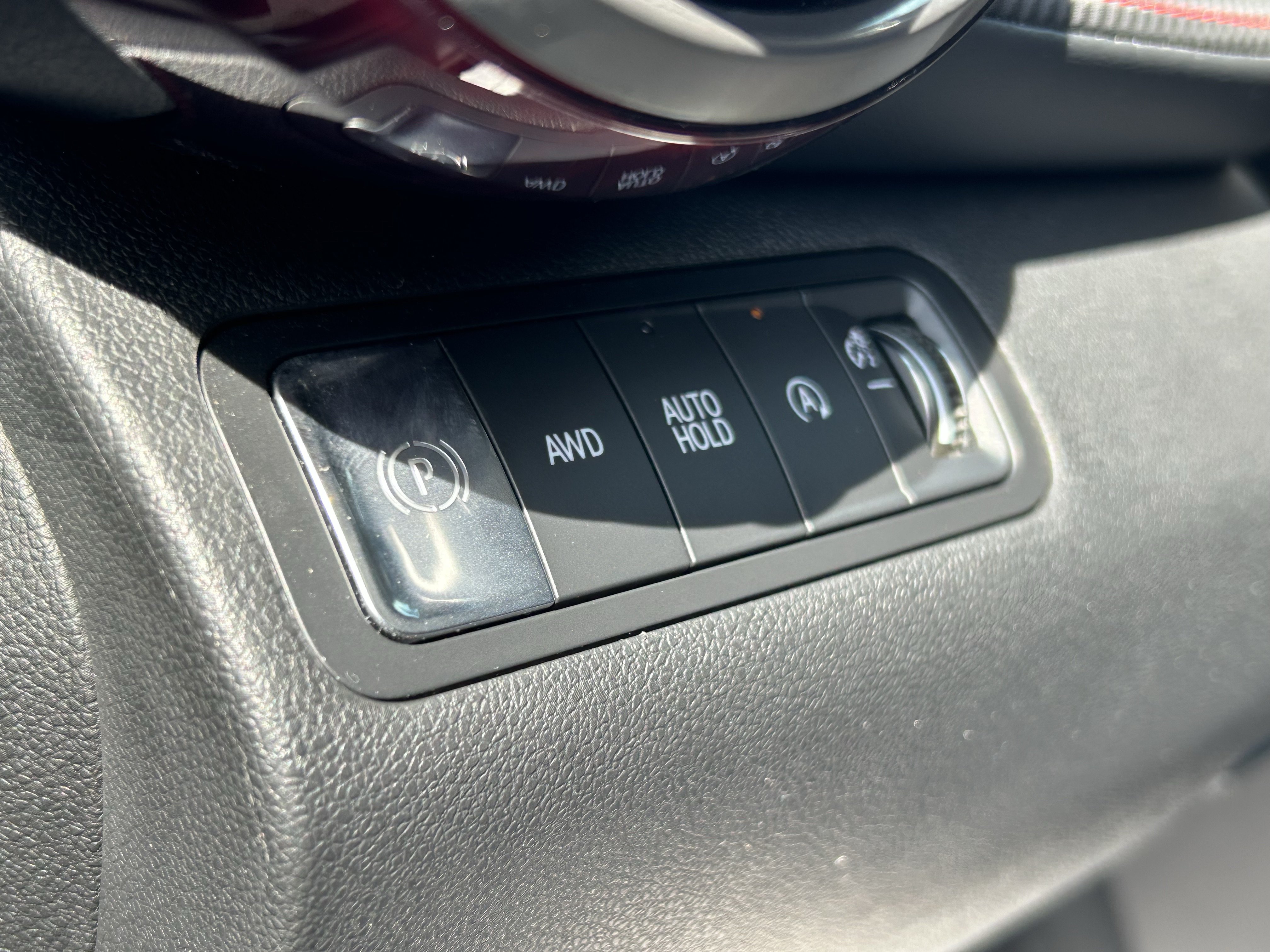 Used 2025 Chevrolet Equinox RS w/ Safety and Technology Package AWD/4WD image 15