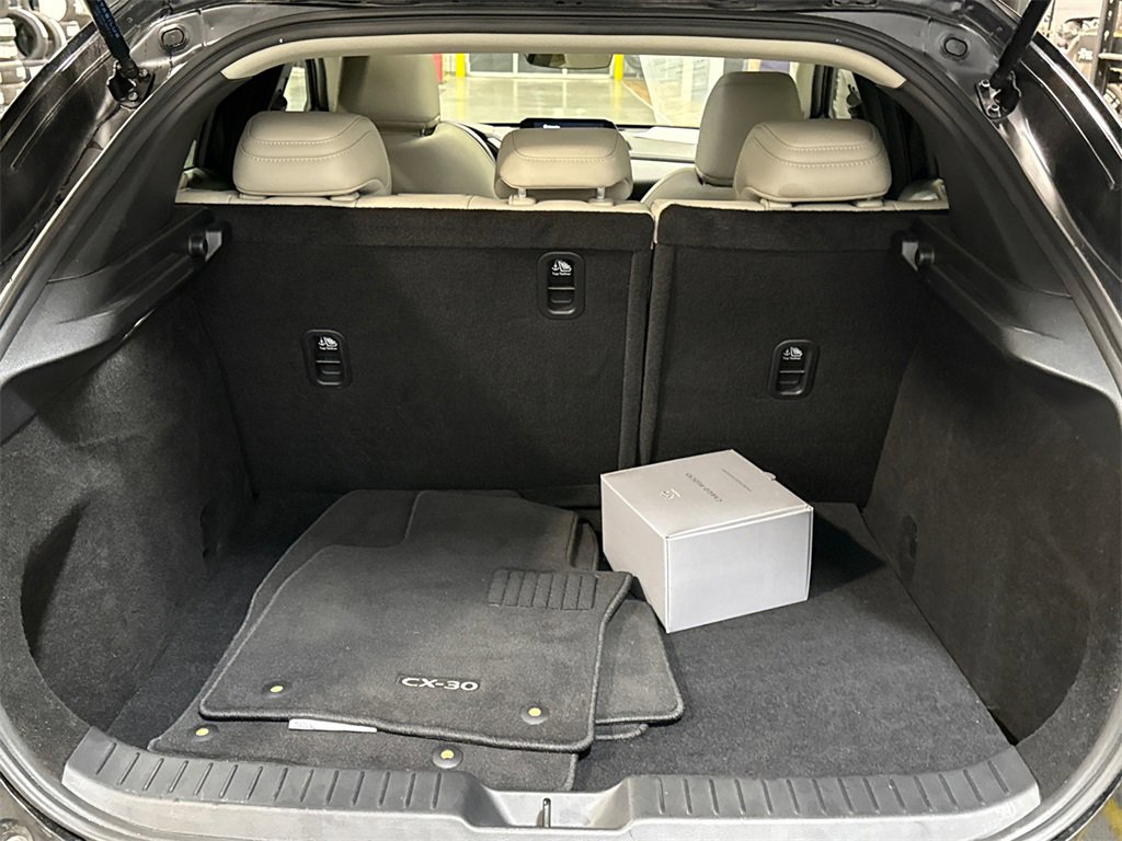 Certified 2025 MAZDA CX-30 AWD 2.5 S w/ Preferred Package image 12