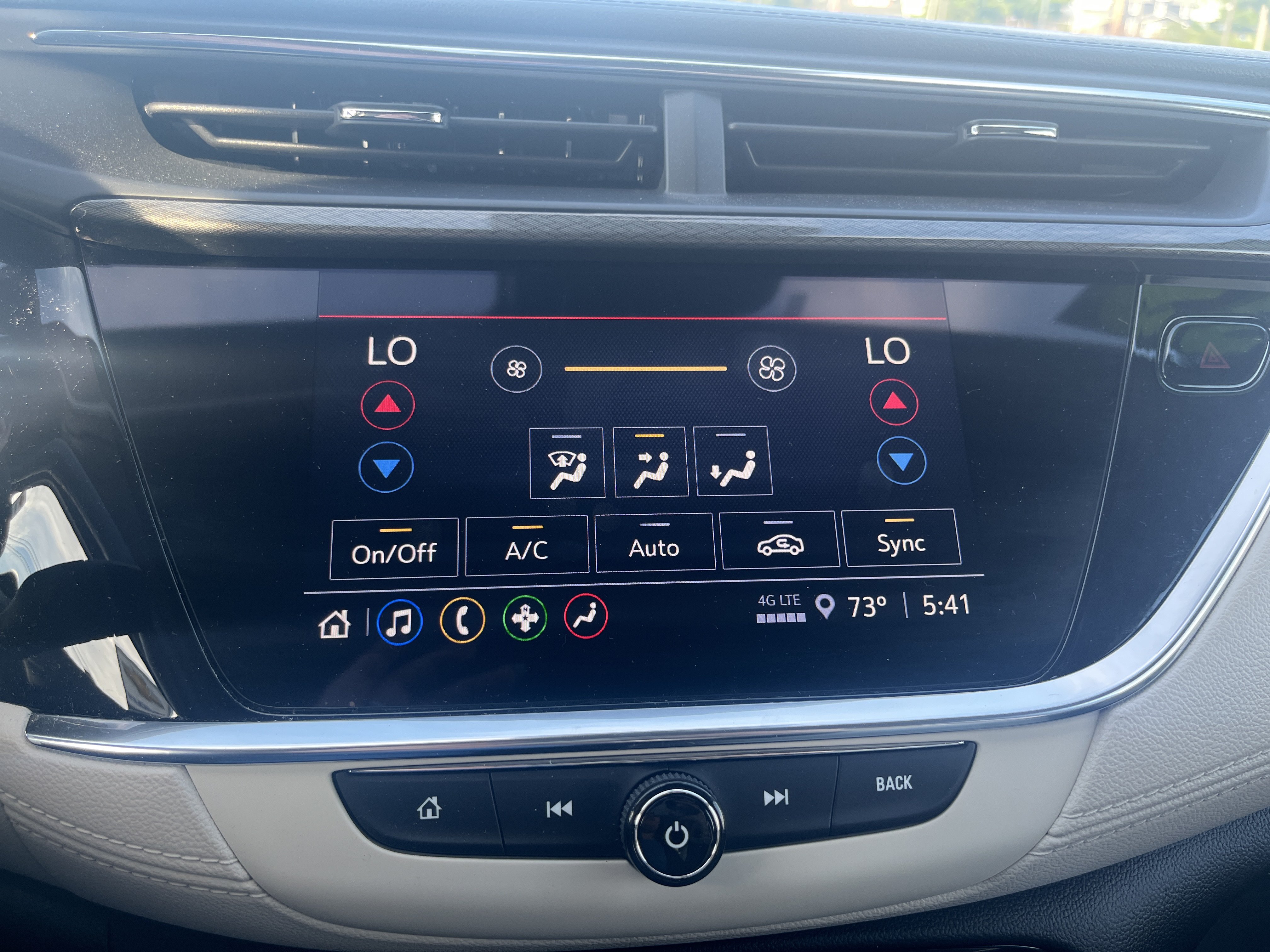 Used 2023 Buick Encore GX Select w/ Safety Package II AWD/4WD image 27