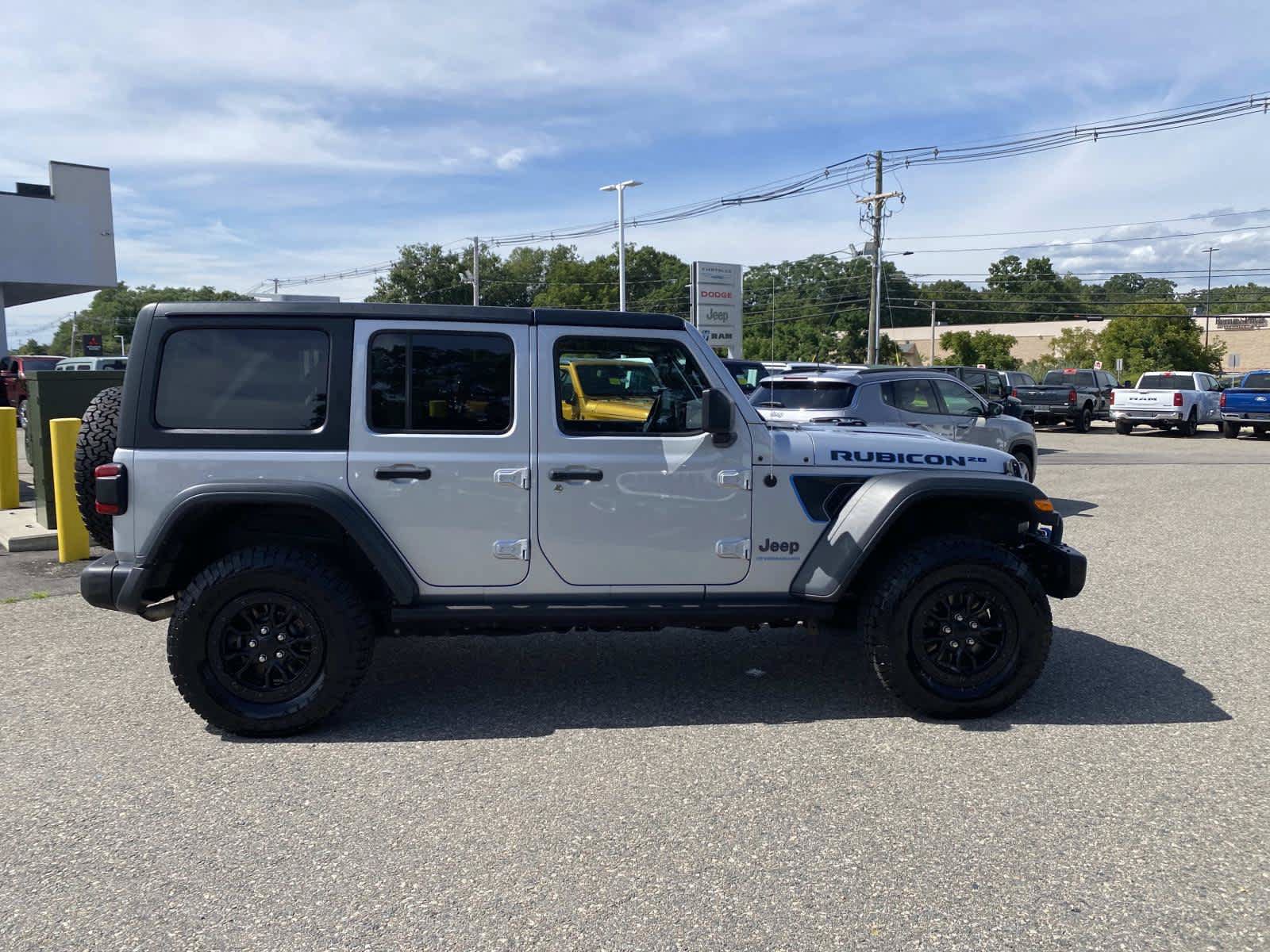 Certified 2023 Jeep Wrangler Unlimited Rubicon 4xe AWD/4WD image 2