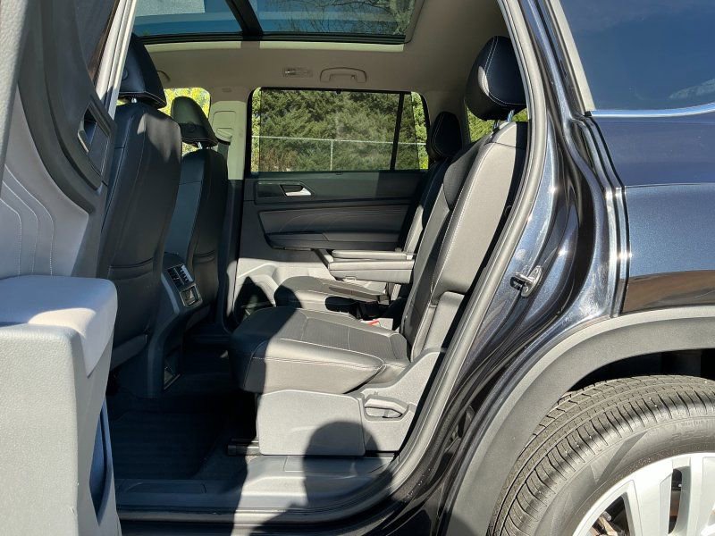 Used 2021 Volkswagen Atlas SEL image 15
