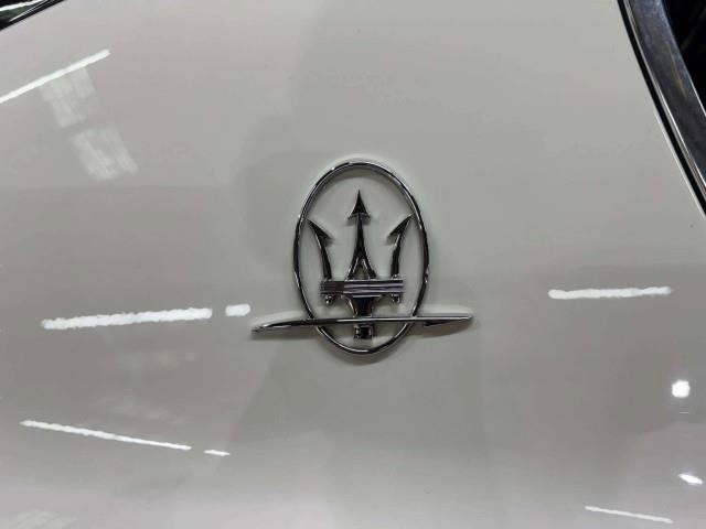 Used 2017 Maserati Levante S AWD/4WD image 15