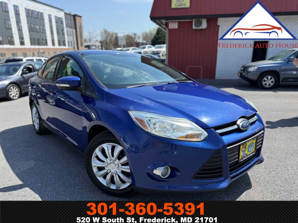 Used 2012 Ford Focus SE w/ SE Winter Pkg