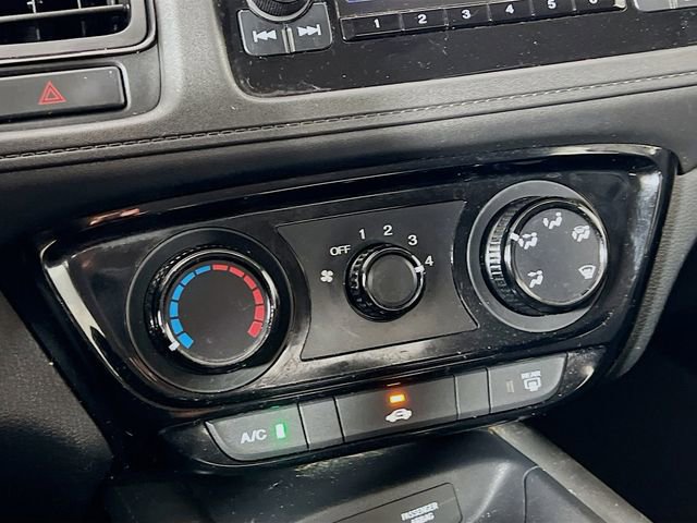 Used 2017 Honda HR-V LX image 17