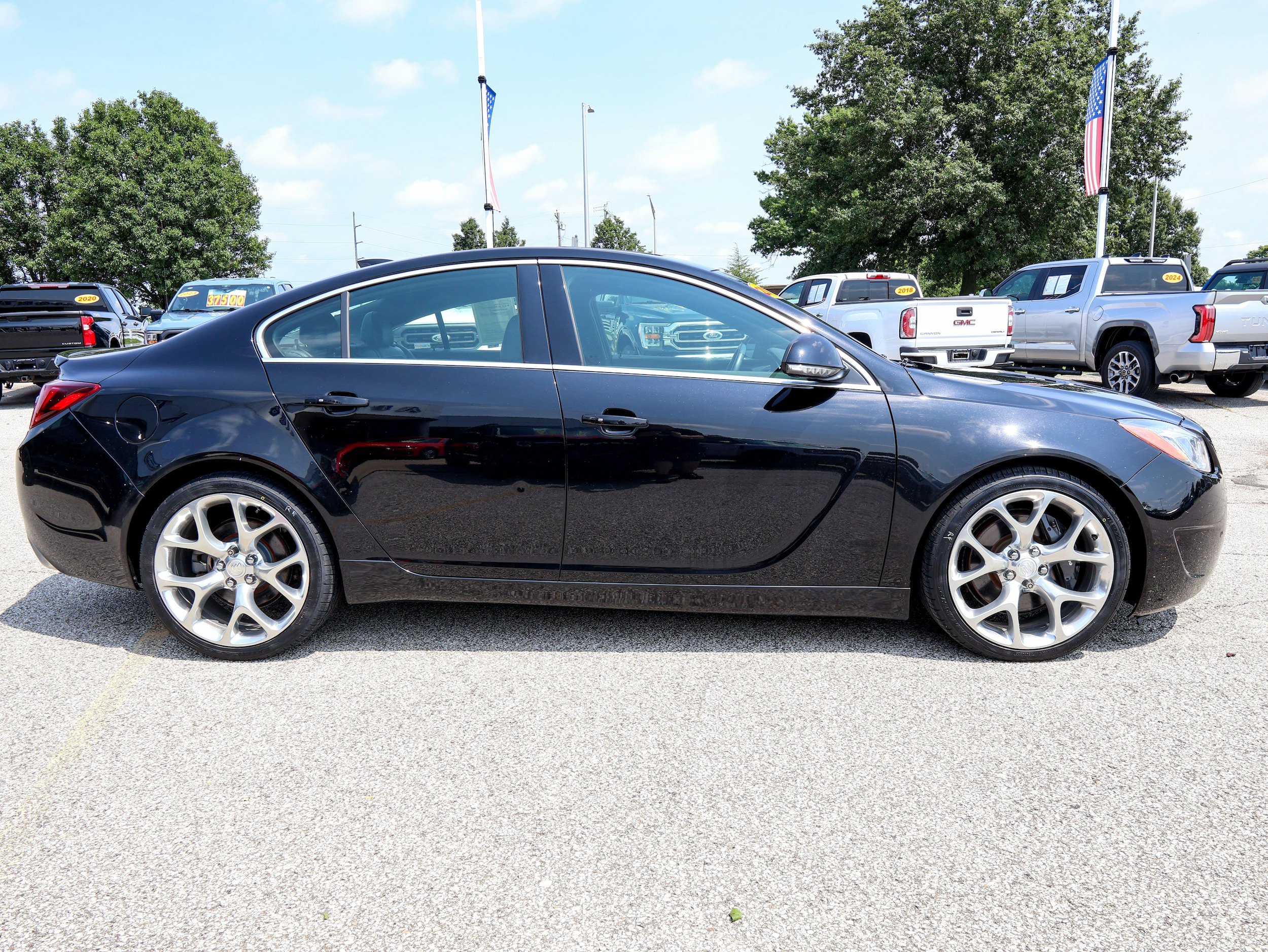 Used 2017 Buick Regal GS w/ Driver Confidence Package #1 AWD/4WD image 6