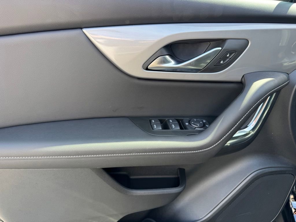 New 2026 Chevrolet Blazer LT FWD image 15