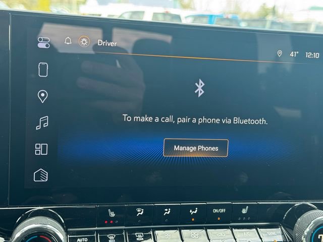 Used 2025 Chevrolet Colorado Trail Boss AWD/4WD image 29