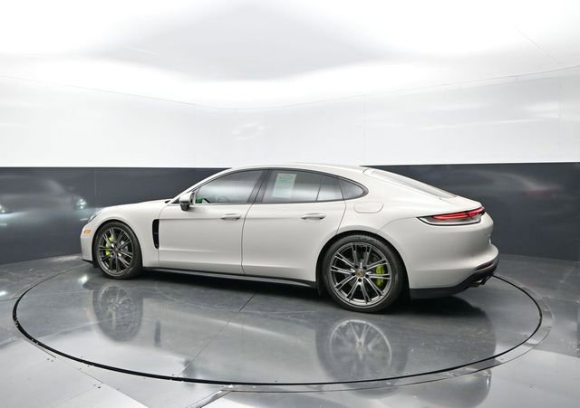 Used 2022 Porsche Panamera 4 E-Hybrid AWD/4WD image 2