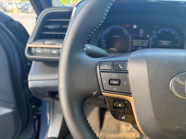 Used 2026 Toyota Crown AWD/4WD image 20