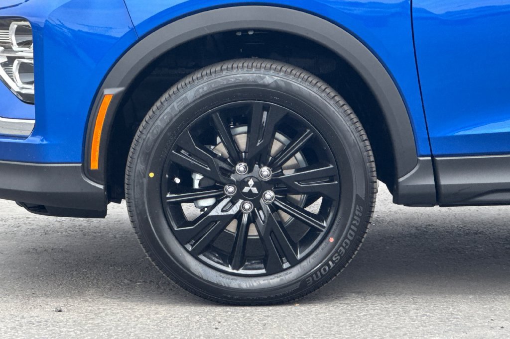 New 2026 Mitsubishi Eclipse Cross LE AWD/4WD image 29