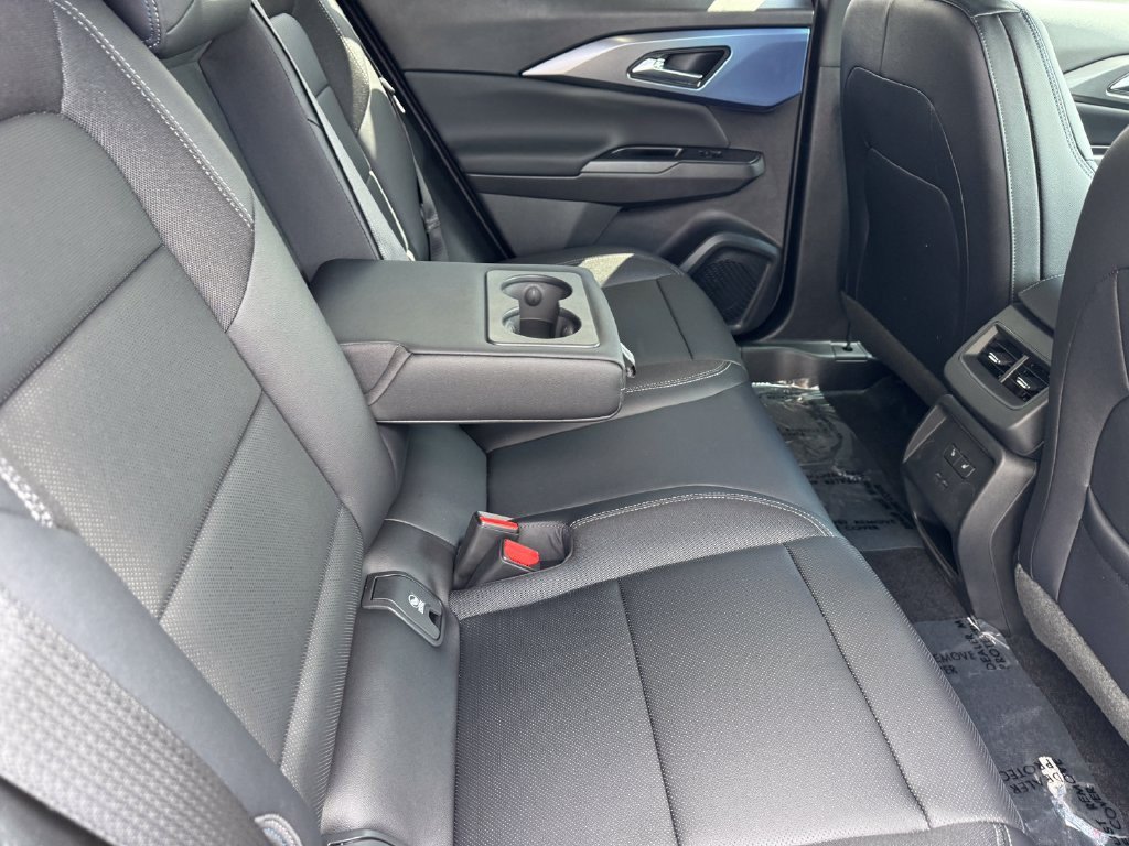 New 2026 Chevrolet Equinox EV LT w/ Convenience Package II FWD image 10
