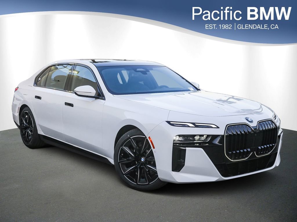 New 2026 BMW 750e xDrive w/ Premium Package AWD/4WD image 1