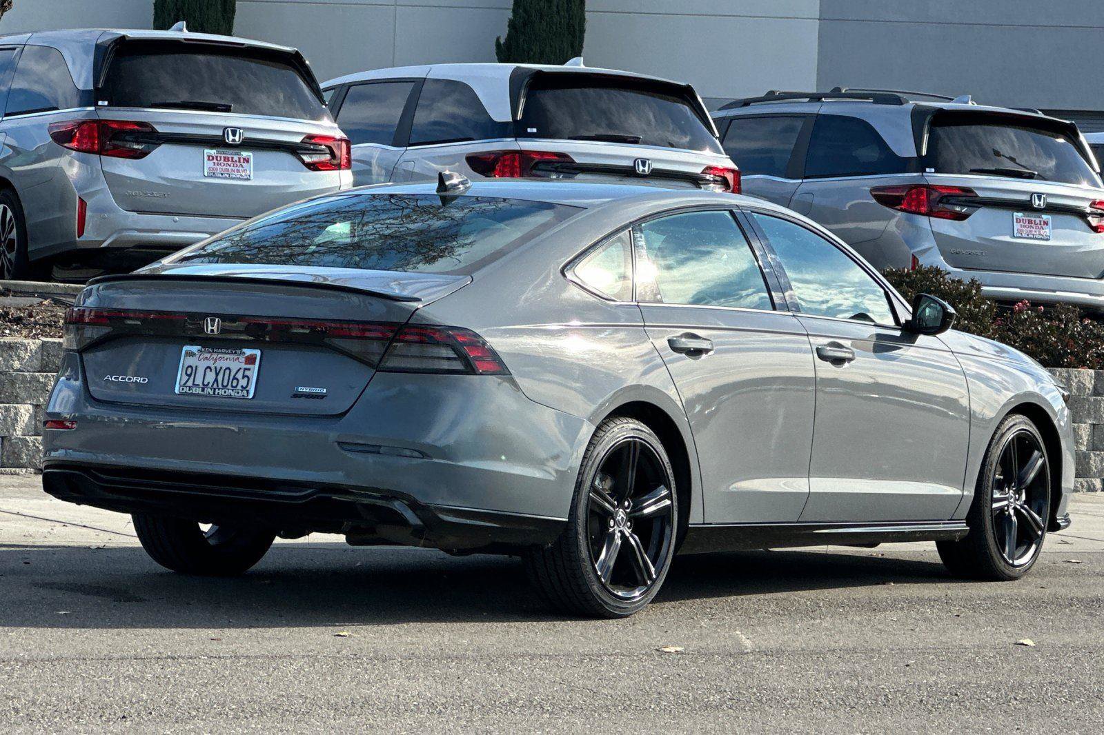 Used 2024 Honda Accord Sport image 4