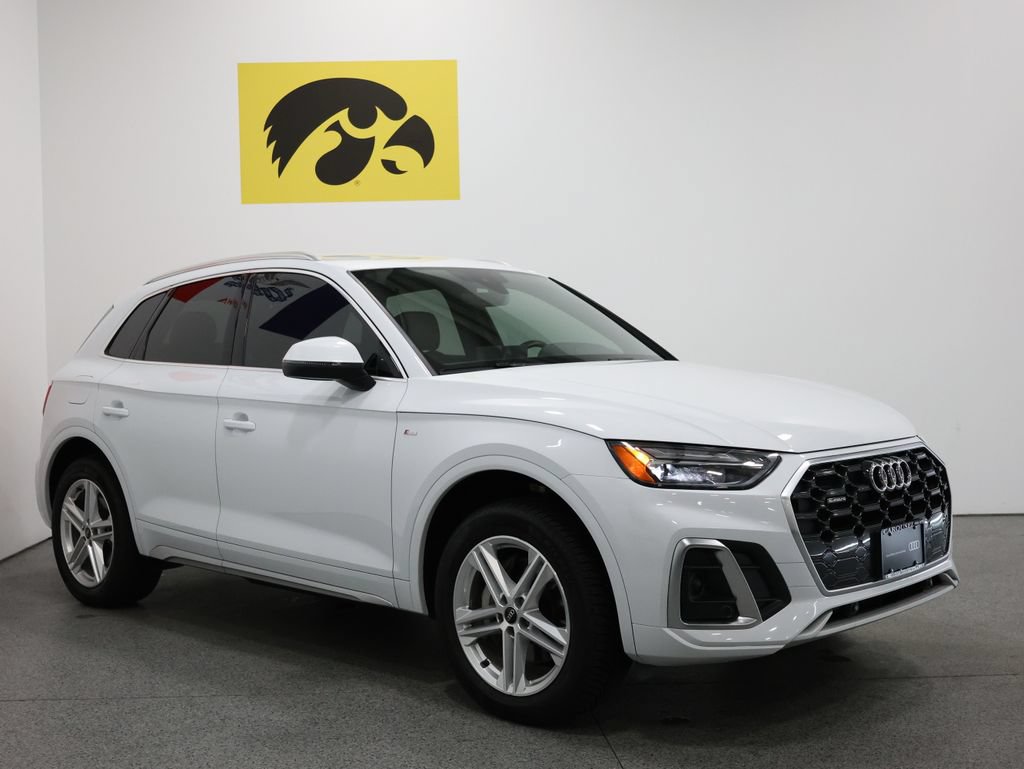 Certified 2024 Audi Q5 e Premium w/ Convenience Package AWD/4WD image 6