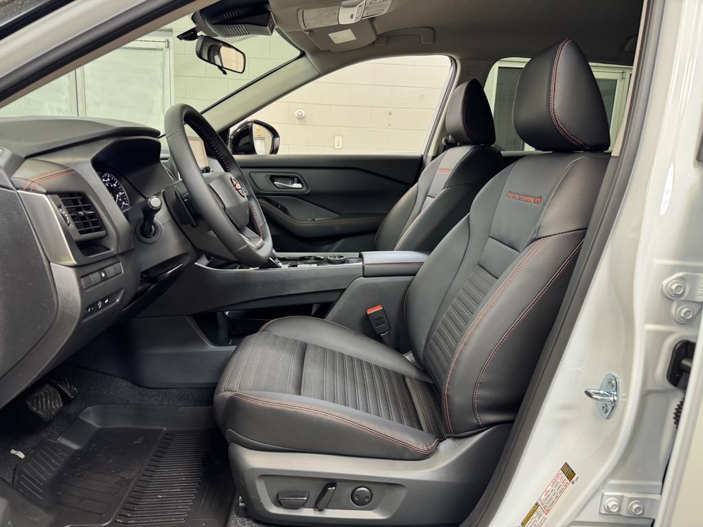 New 2026 Nissan Rogue SV AWD/4WD image 12