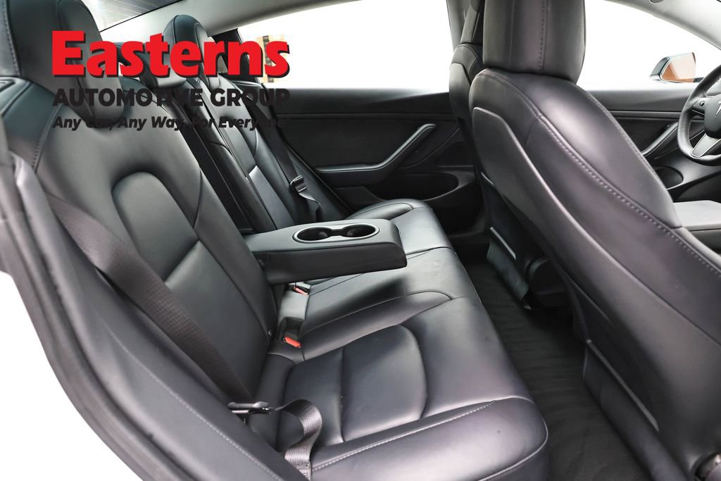 Used 2021 Tesla Model 3 Standard Range Plus image 17