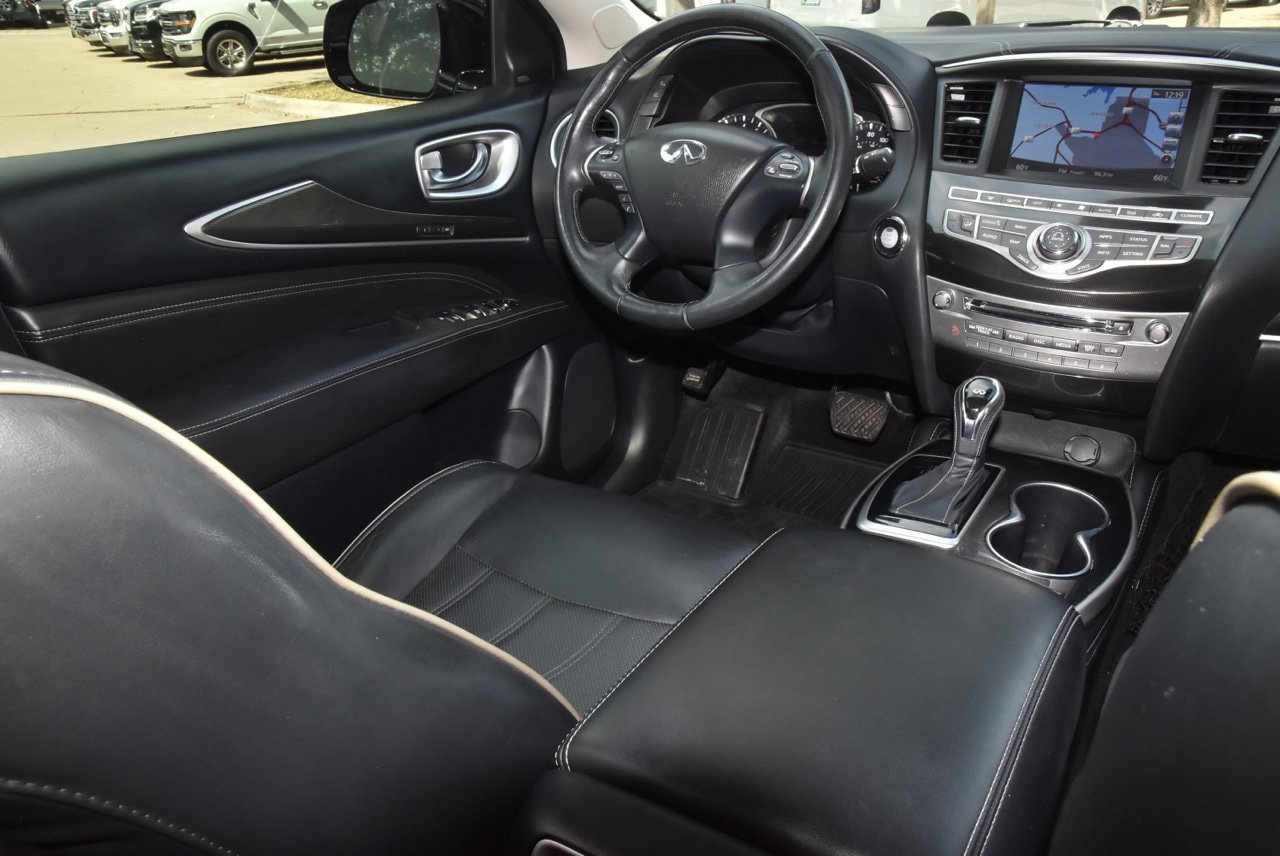 Used 2019 INFINITI QX60 Luxe w/ Essential Package FWD image 16