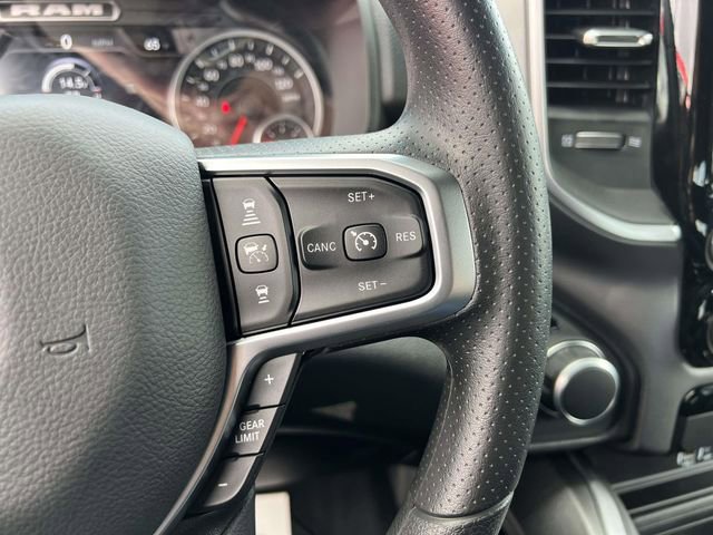 New 2026 RAM 1500 Express AWD/4WD image 16