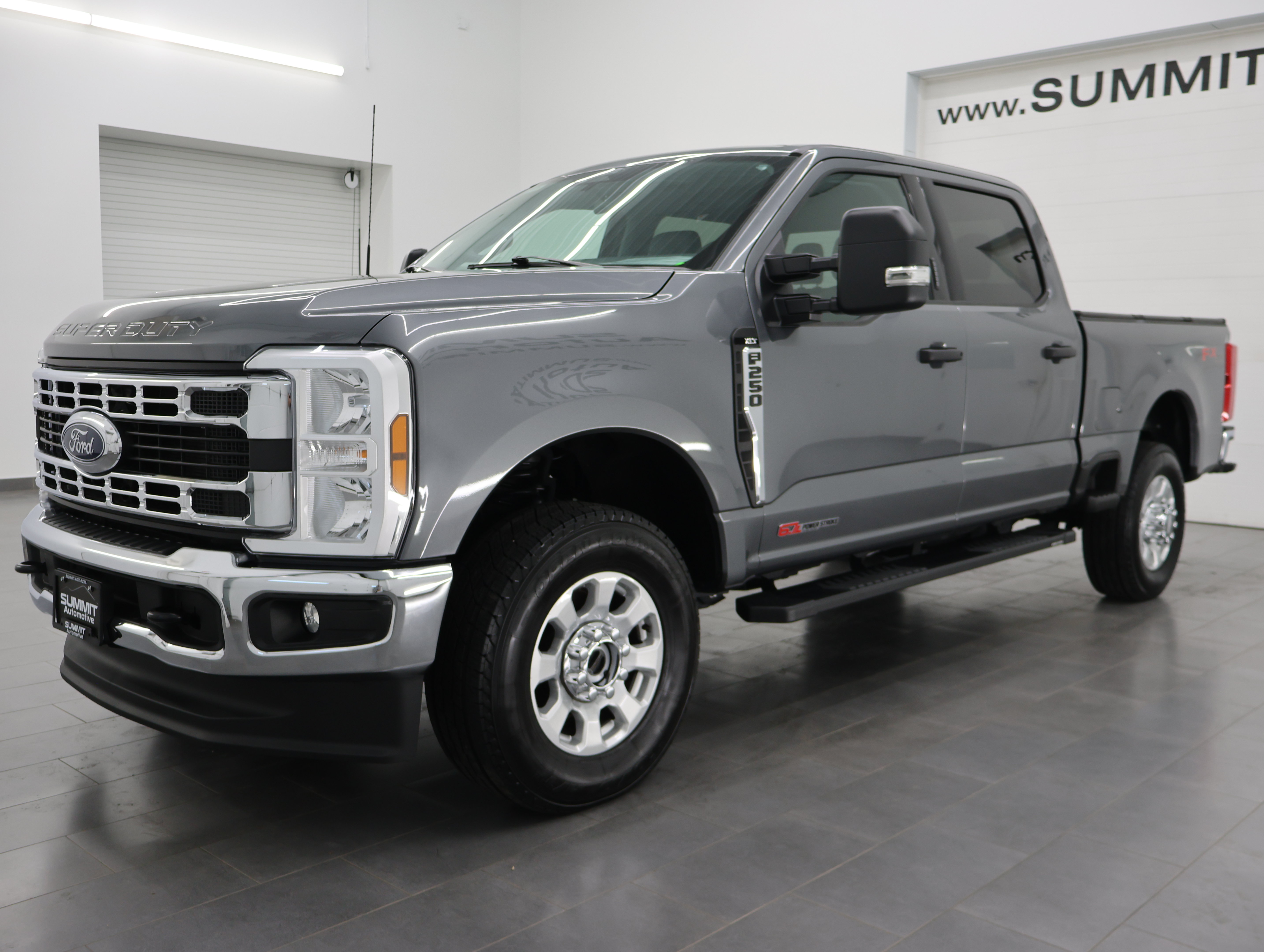 Used 2024 Ford F250 XLT AWD/4WD image 7
