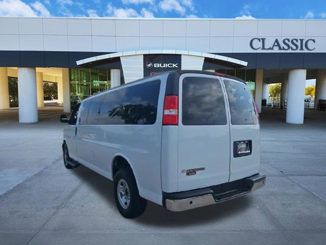 Used 2023 Chevrolet Express 3500 LT w/ LT Preferred Equipment Group RWD image 7