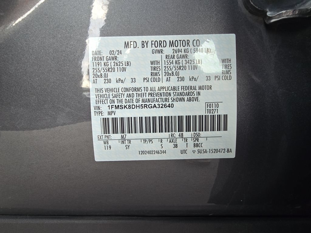 Used 2024 Ford Explorer XLT w/ Equipment Group 202A AWD/4WD image 37
